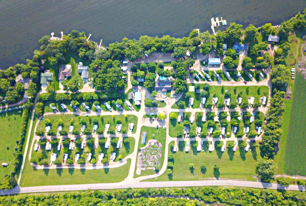 Case Study:  How RoverPass Helps Lakeshore RV Park Scale Business While Minimizing Workload