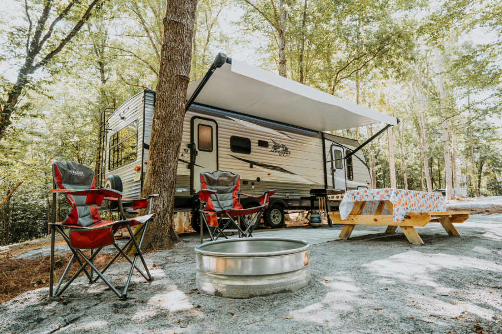 Case Study: How RoverPass Helped Open Ted and Tracy’s RV Campground with Immediate (and Continued!) Success