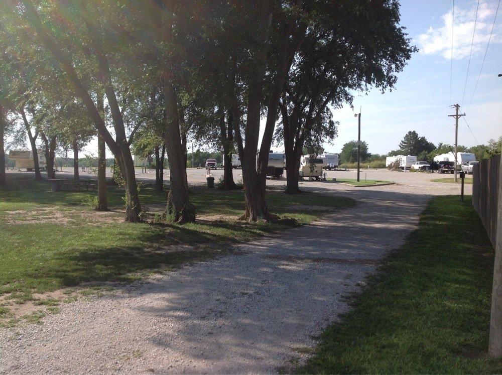 Evergreen Inn Motel & RV Park 4 Photos Pratt, KS RoverPass