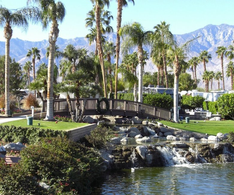 Outdoor Resort   Palm Springs Cathedral City Ca 0