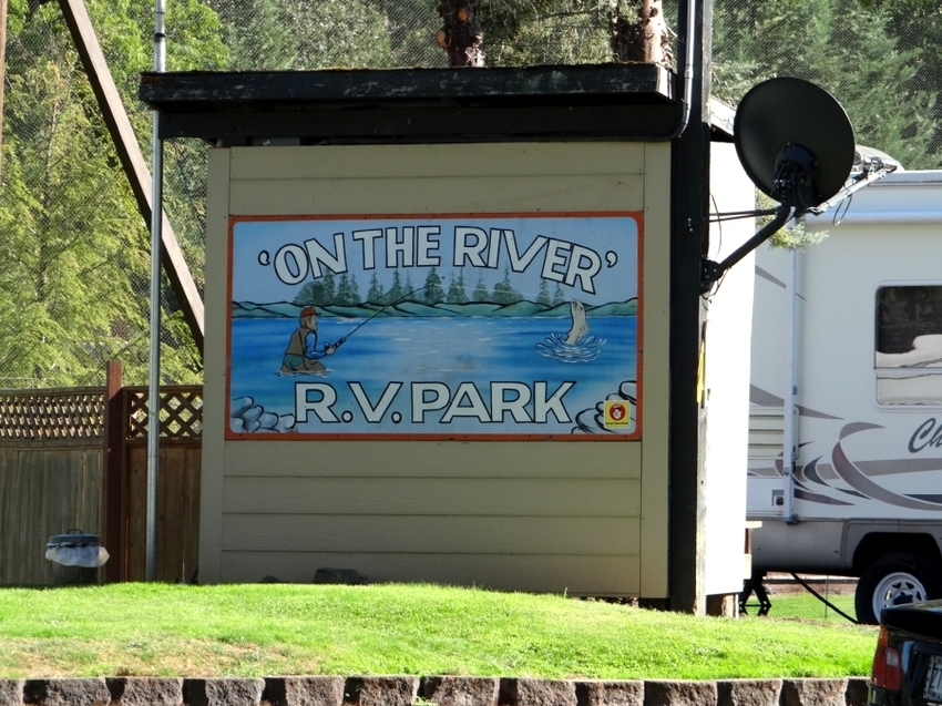 On The River Golf   Rv Park Myrtle Creek Or 2