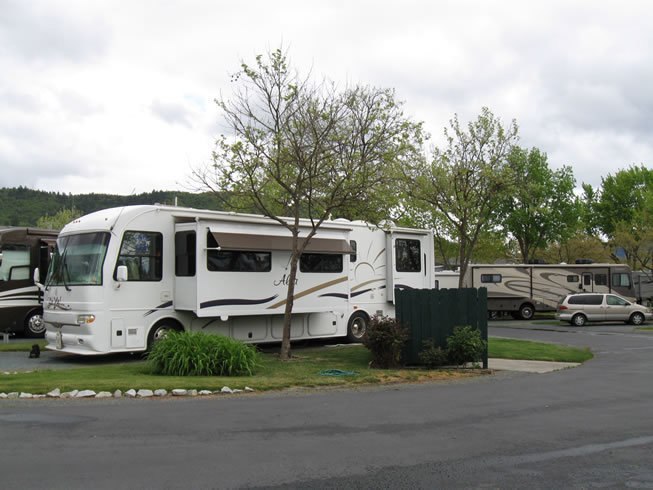 Rogue Valley Overniters Rv Grants Pass Or 2