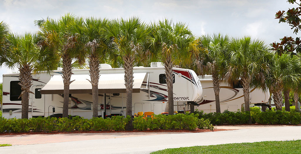 Water's Edge Motor Coach & RV Resort 7 Photos, 5 Reviews