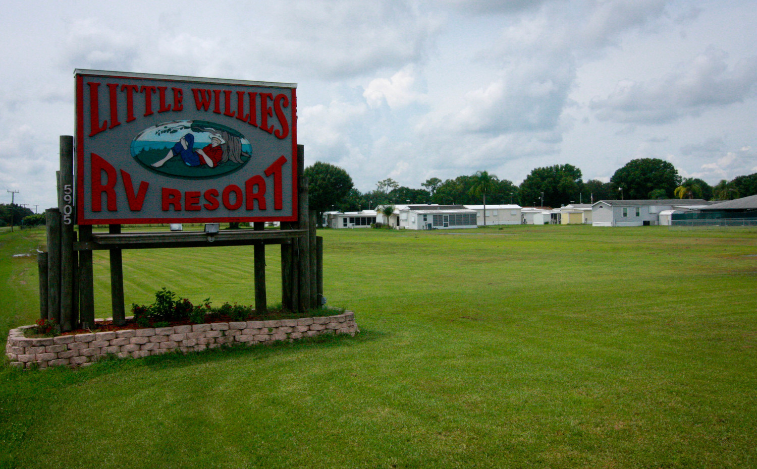 Little Willie's RV Resort (55+ park) - Arcadia, FL