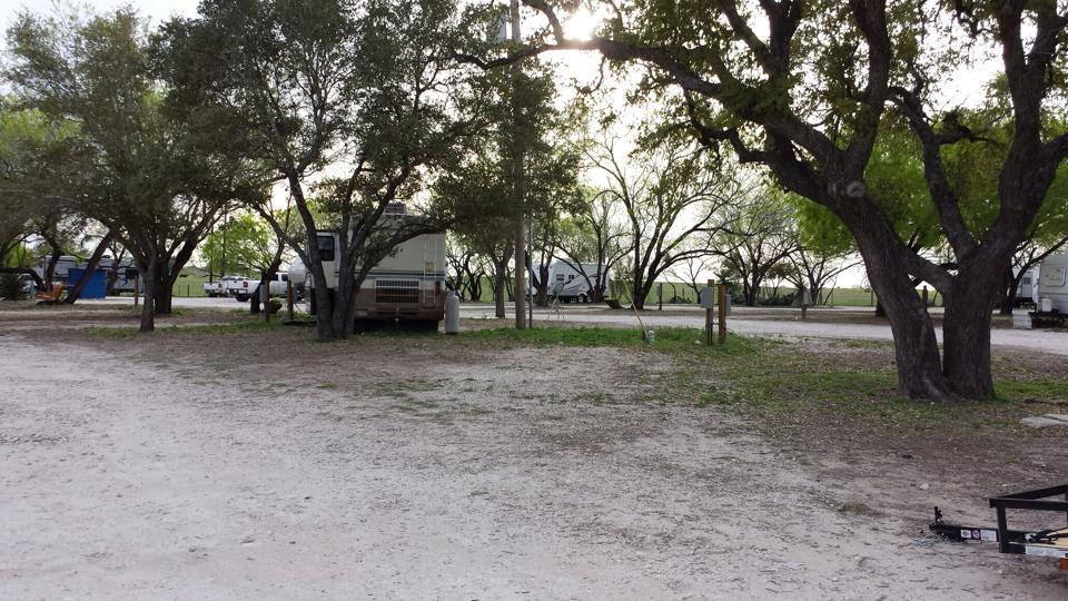 Reba’s RockNRose RV Park 4 Photos, 2 Reviews Three Rivers, TX