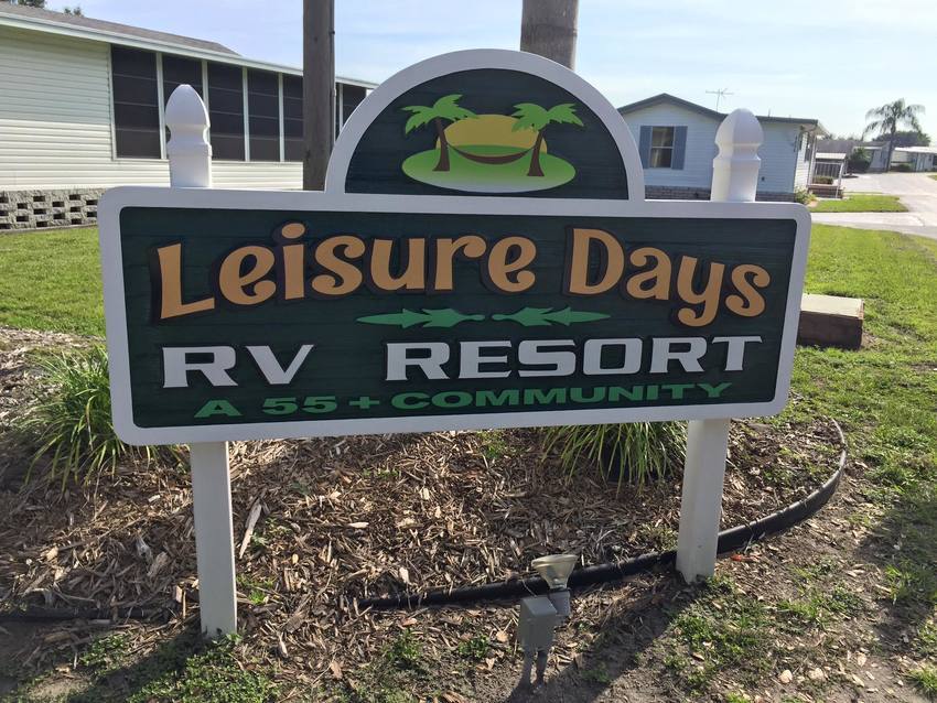 Leisure Days Rv Resort  55  Park  Zephyrhills Fl 0