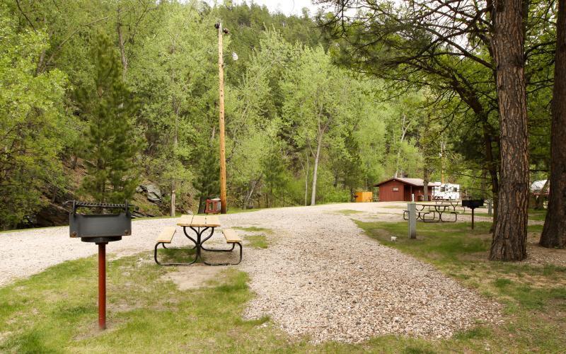 Kemp's Kamp 5 Photos, 3 Reviews Keystone, SD RoverPass