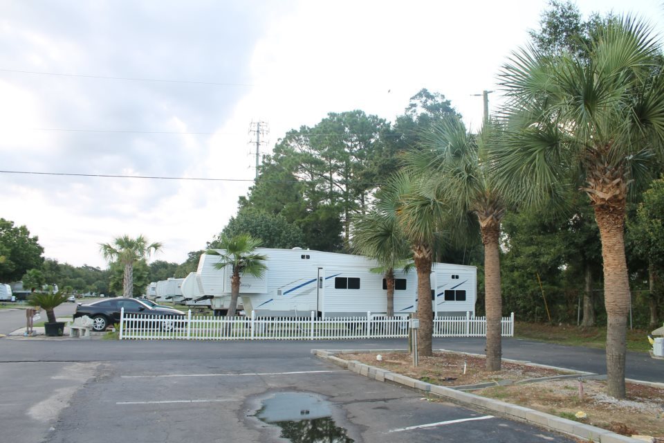 Fox's RV Park & Apts 4 Photos Biloxi, MS RoverPass