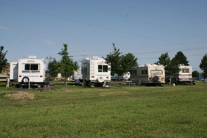 Best 10 Claycenter, KS RV Parks & Campgrounds