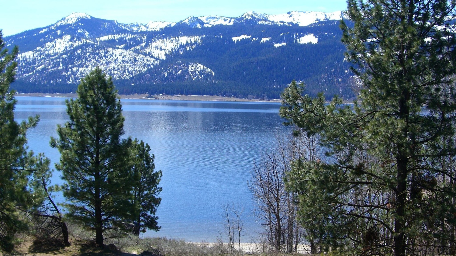 Water's Edge RV Resort 5 Photos Cascade, ID RoverPass