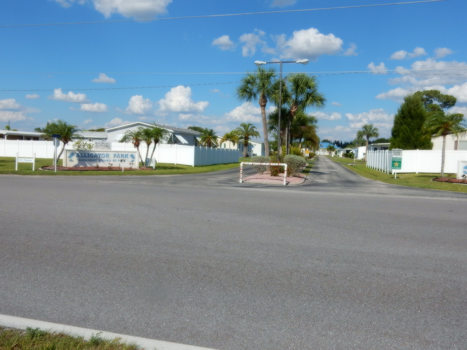 Alligator Park Mobile Home and RV Park (55+ park) 6 Photos, 4