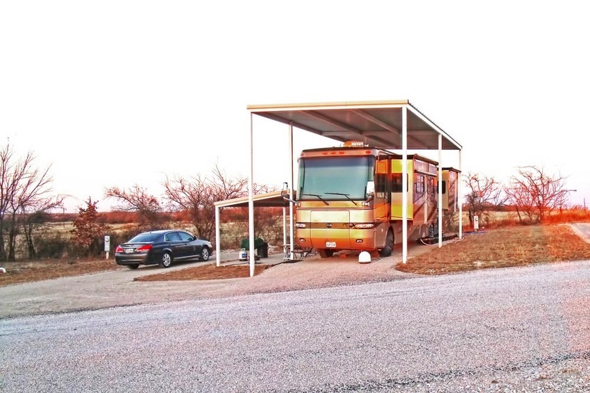 04 West Gate Rv Park Poolville Texas Fort Worth Weatherford Mineral Wells Covered Awning Full Hook Up Campsites