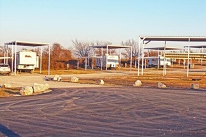 06 West Gate Rv Park Poolville Texas Fort Worth Weatherford Mineral Wells Covered Awning Full Hook Up Campsites