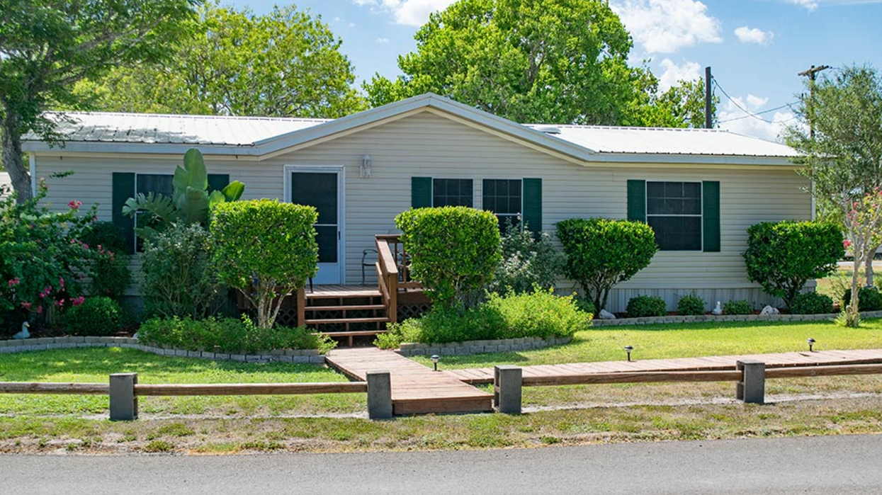 Paisano Mobile Home Park 5 Photos Alice, TX RoverPass