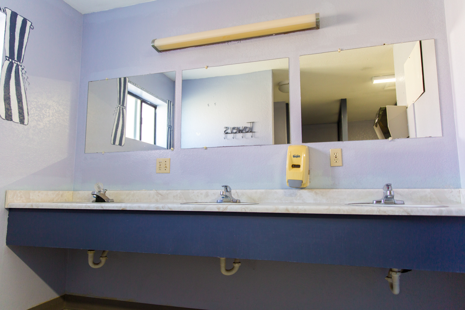 Snowbird RV Park 11 Photos Fort Mohave, AZ RoverPass