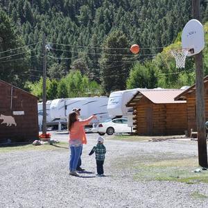 Chinook Cabins   Rv Park South Fork Co 10