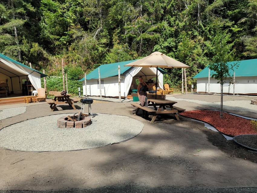 Iliana S Glamping Village At Mike S Beach Resort Lilliwaup Wa 21