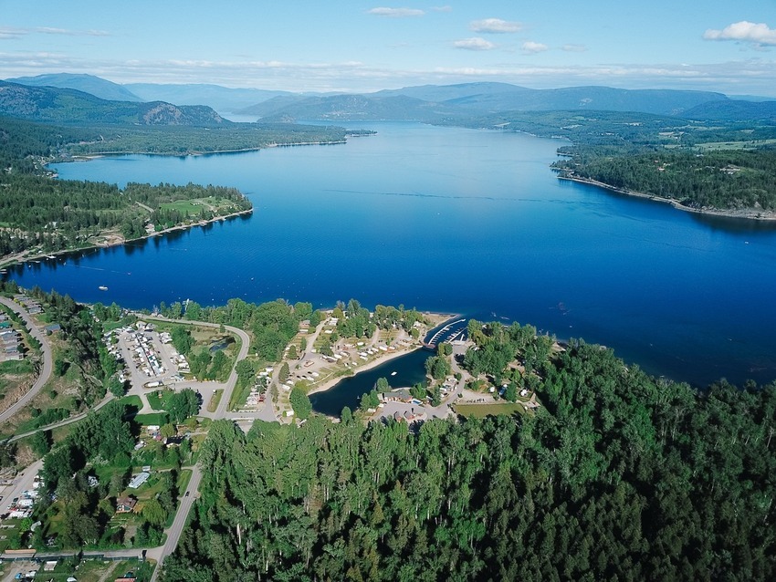 White Lake RV & Fishing Resort 5 Photos Sorrento, BC RoverPass