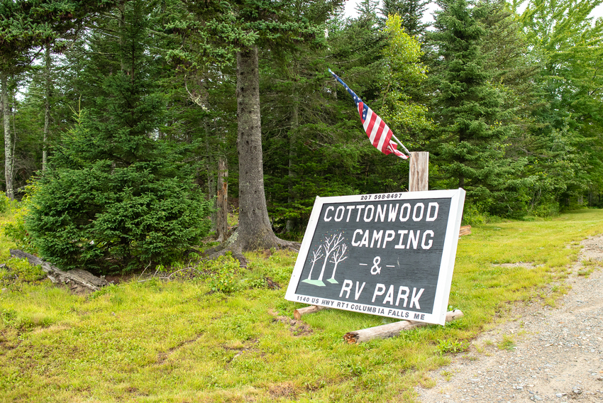 Cottonwood Camping And Rv Park Columbia Falls Mt 3