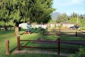 Quinault River Inn And Rv Amanda Park Wa 3