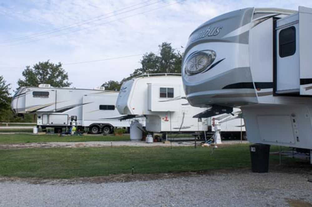 Old Rip's Lake & Golf RV Resort 5 Photos Eastland, TX RoverPass