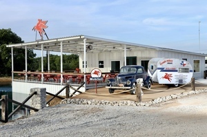 Vintage collection nostalgic camping in close to downtown Bowie  