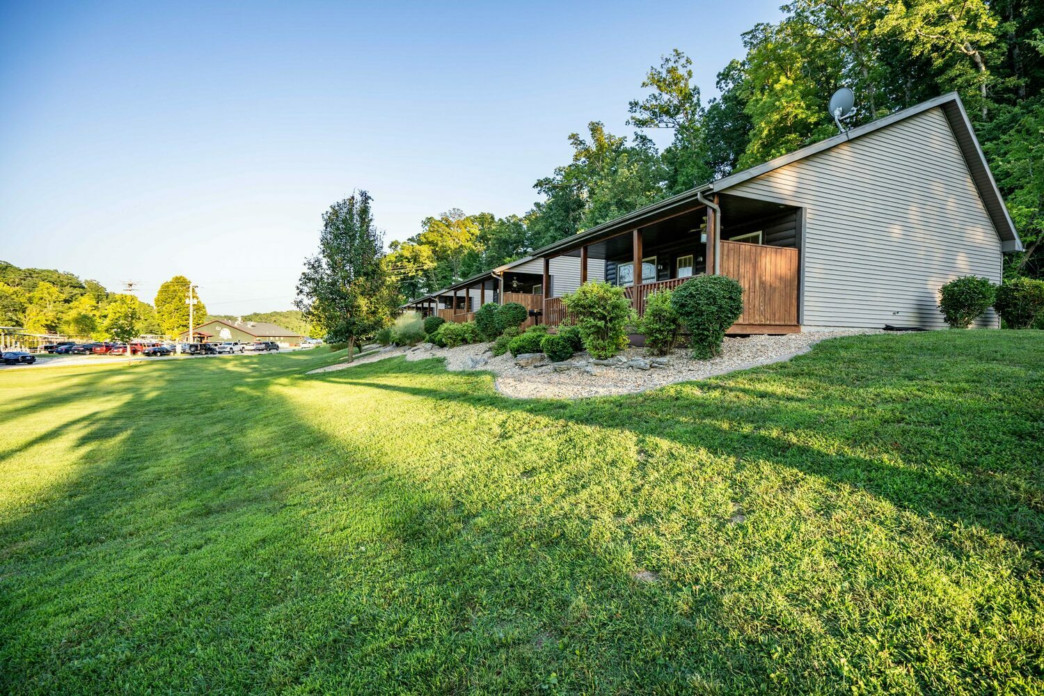 Papa Chubby's Lakeside Resort 7 Photos, 7 Reviews Sunrise Beach,