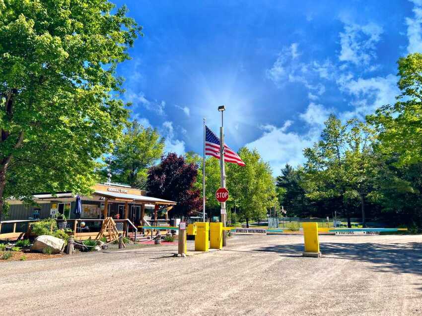 Hill And Hollow Campground   Rv Park Pentwater Mi 0