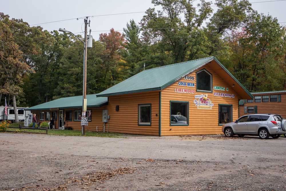 Wanna Bee Campground & RV Resort 6 Photos Wisconsin Dells, WI