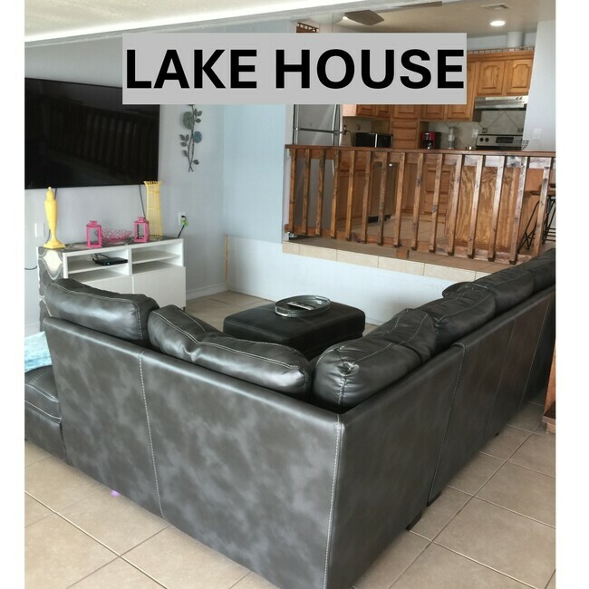 Lake Fun Properties Kingsland Tx 58