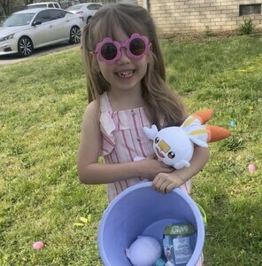 Luna Easter