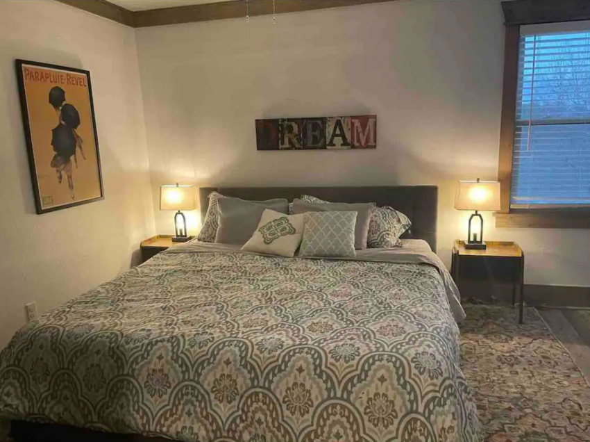Route 62 Crows Nest Bedroom 2   Copy