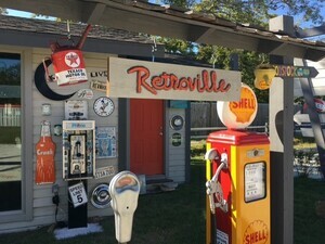 Retroville Small Sign