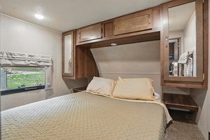 42 Photo 042