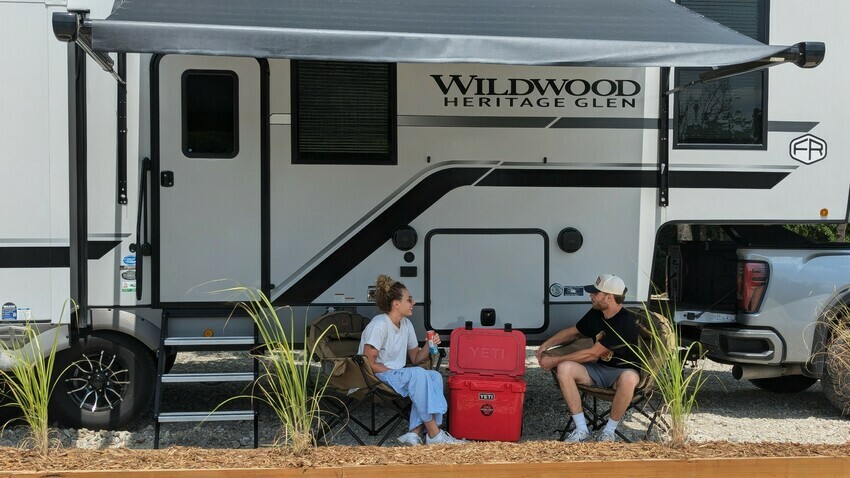 Plug In, Chill Out, Rock On