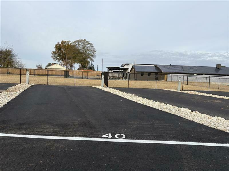 3d932fdc 9bae 49a2 8b80 B1c2237ca3a6