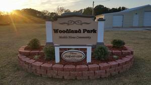 Picture Woodland Park Sign