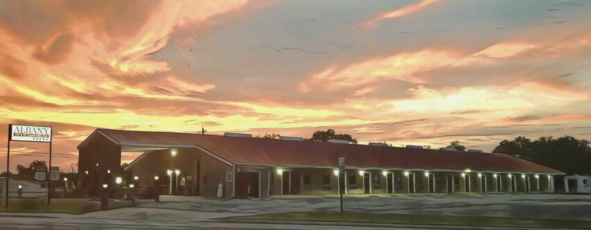 9024139623122652709 Albany Inn 1040