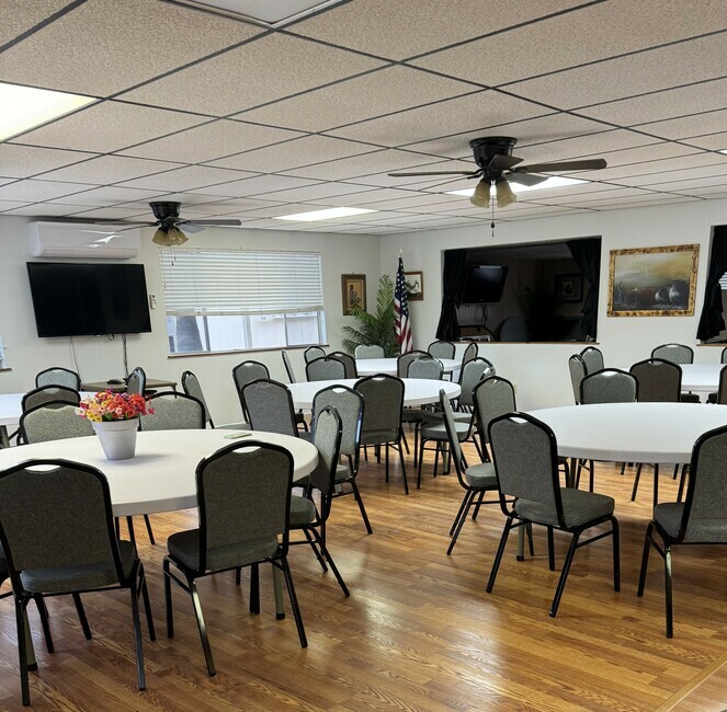 Clubhouse Dining Area