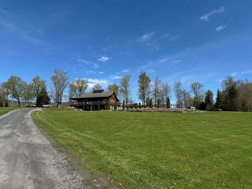 Golden Leaf Campground Reg Camp Store